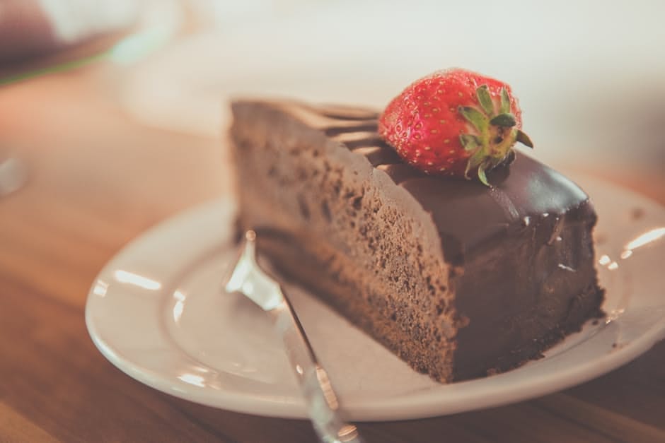 Tips for Picking Your Ideal Wedding Cake. Desktop Image