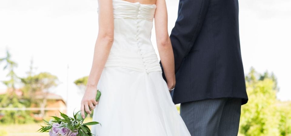Easy Organization Tips for Unorganized Brides. Desktop Image