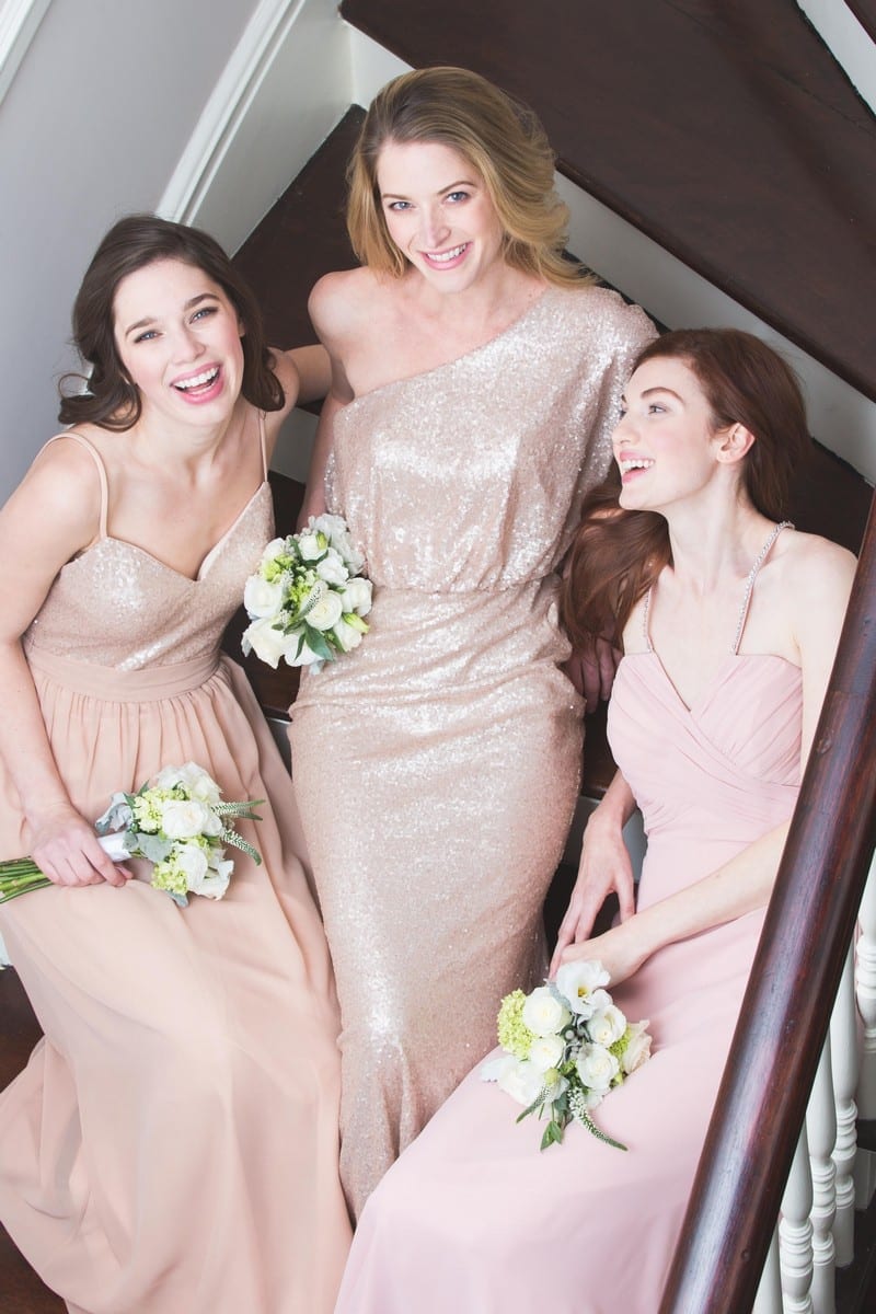 10 Ways to Save Money on Your Wedding Day Image