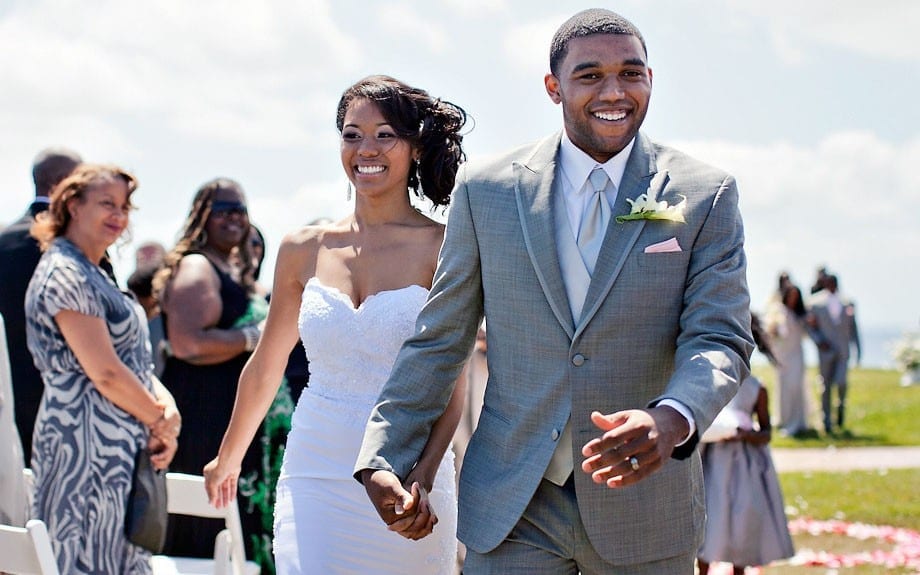 Choosing the Right Bridesmaids. Desktop Image